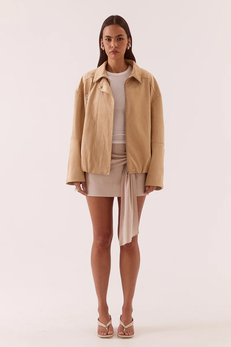 NEW ARRIVALS /
